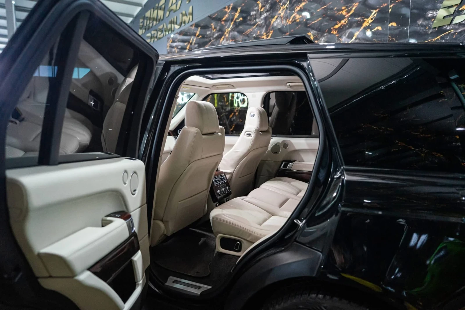 Land Rover Range rover VOGUE 4.4 SDV8 BLACK LINE ���� MERID ������ 100% | Mobile.bg � ����������� 15