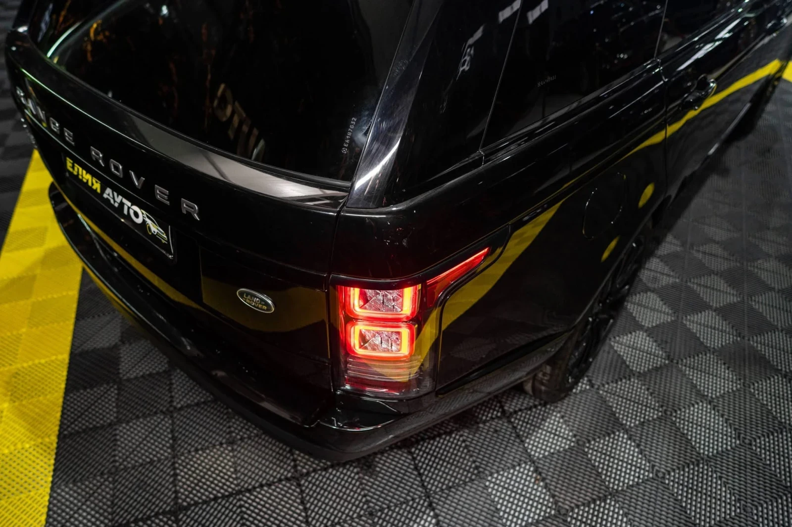 Land Rover Range rover VOGUE 4.4 SDV8 BLACK LINE ПАНО MERID ЛИЗИНГ 100% - изображение 9