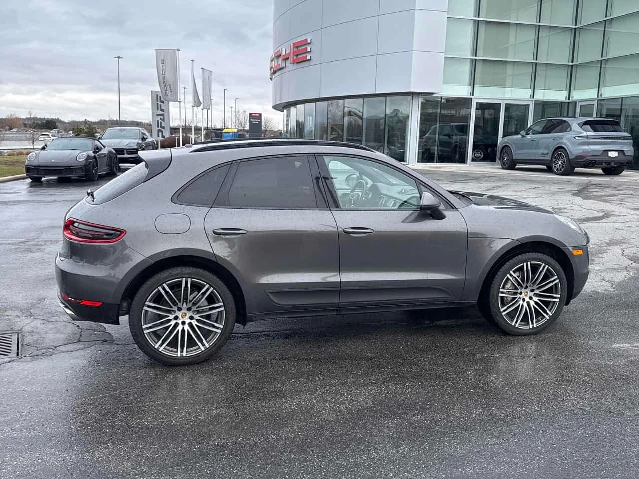 Porsche Macan * S * CARFAX * БЕЗ ПЪРВОНАЧАЛНА ВНОСКА, снимка 3 - Автомобили и джипове - 54094393