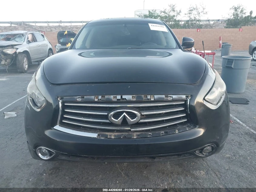 Infiniti QX70 3.7l, снимка 12 - Автомобили и джипове - 54141608