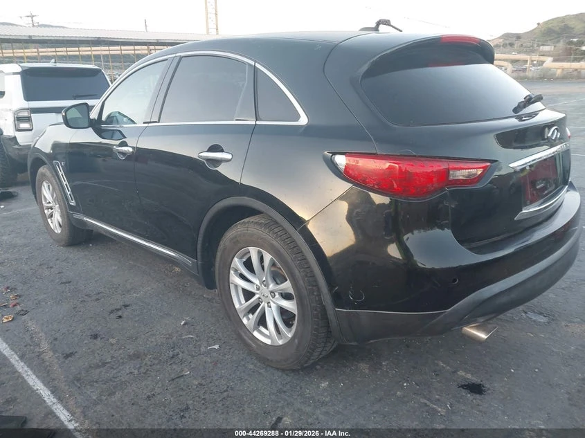 Infiniti QX70 3.7l, снимка 3 - Автомобили и джипове - 54141608