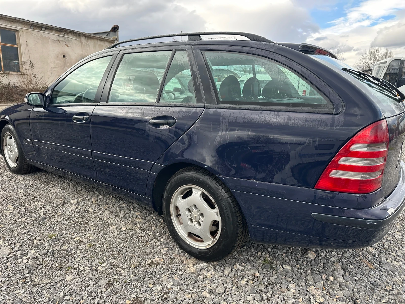 Mercedes-Benz C 220, снимка 7 - Автомобили и джипове - 54177687