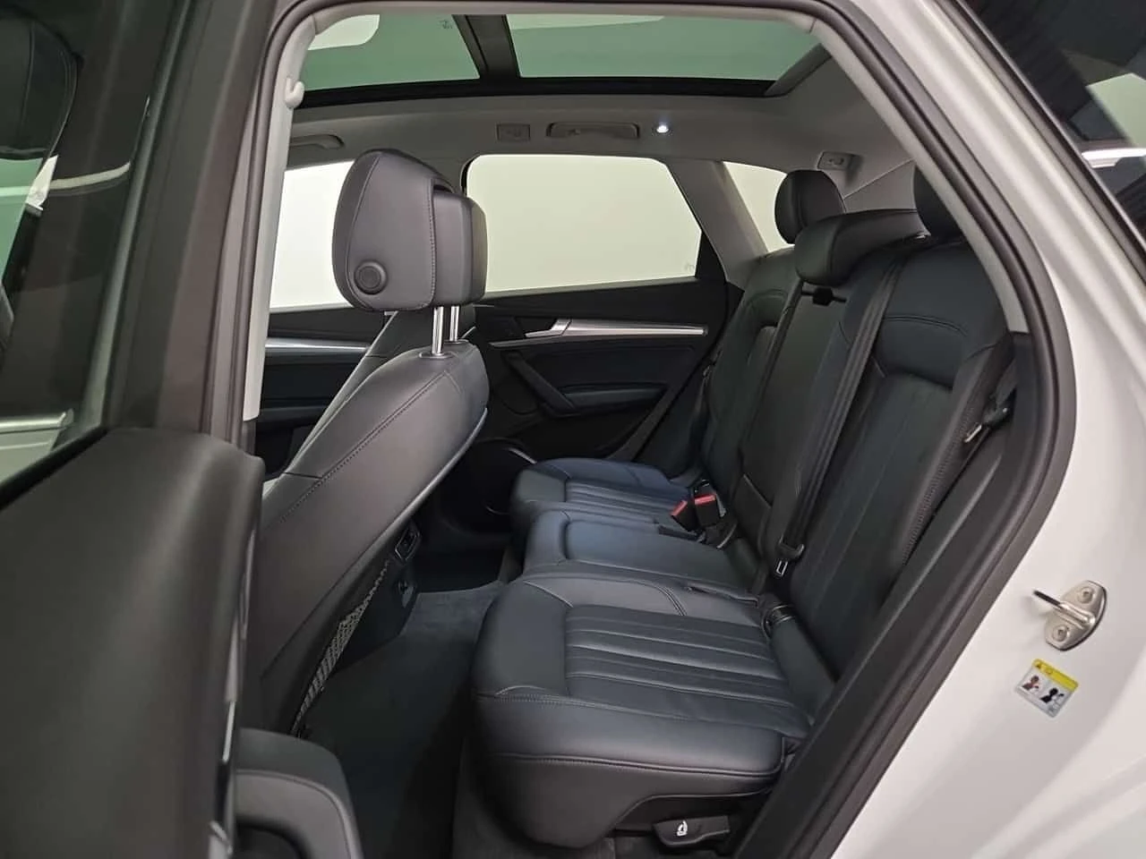 Audi Q5 * PROGRESSIV * CARFAX * ЦЕНА ДО БГ, снимка 12 - Автомобили и джипове - 54883073