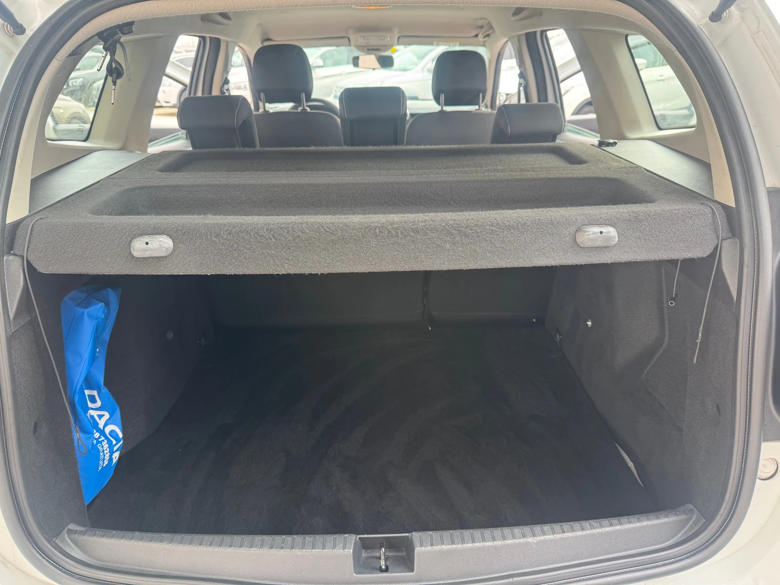 Dacia Duster 1.5 DCI FACE, снимка 14 - Автомобили и джипове - 55346908