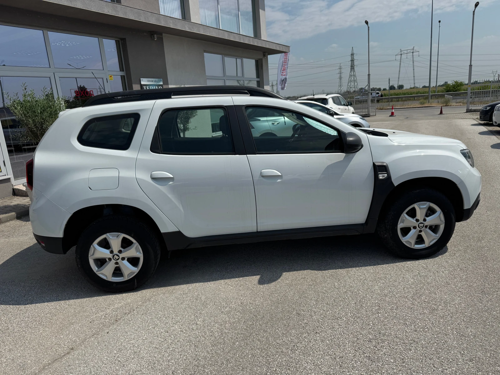 Dacia Duster 1.5 DCI FACE, снимка 4 - Автомобили и джипове - 55346908