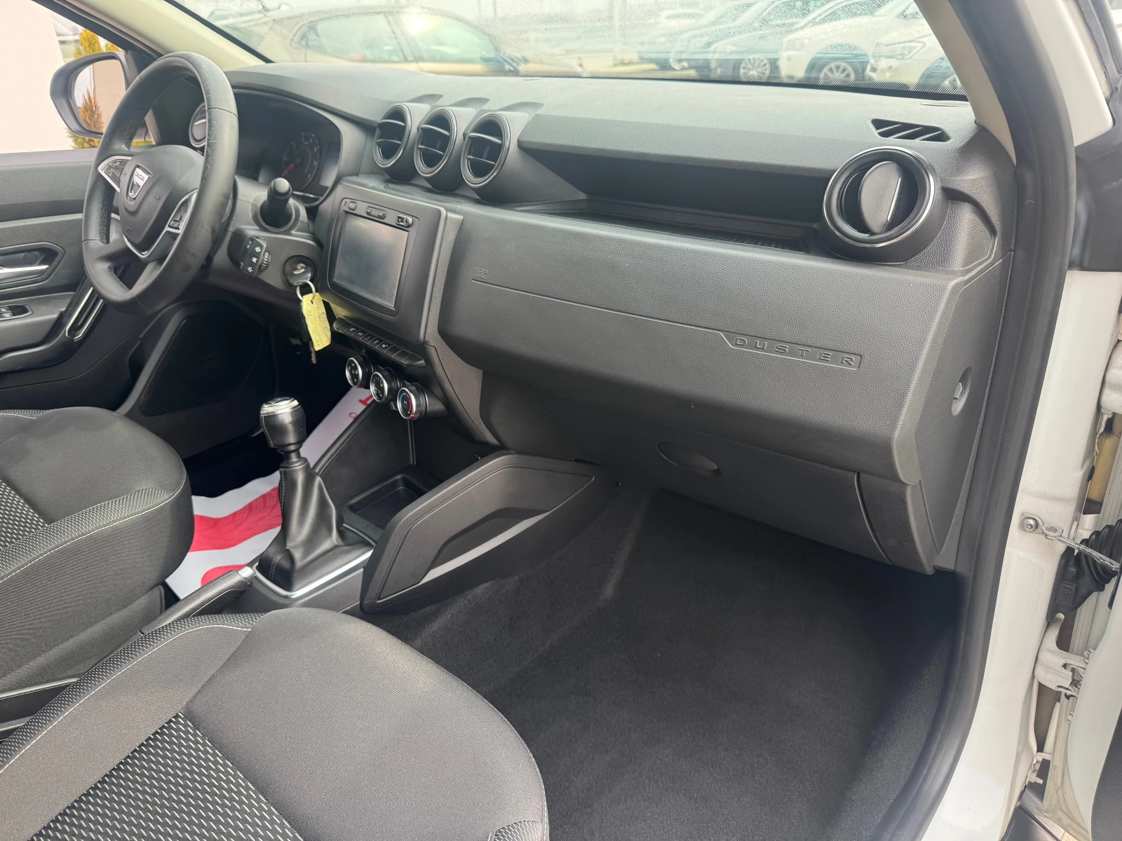 Dacia Duster 1.5 DCI FACE, снимка 10 - Автомобили и джипове - 55346908