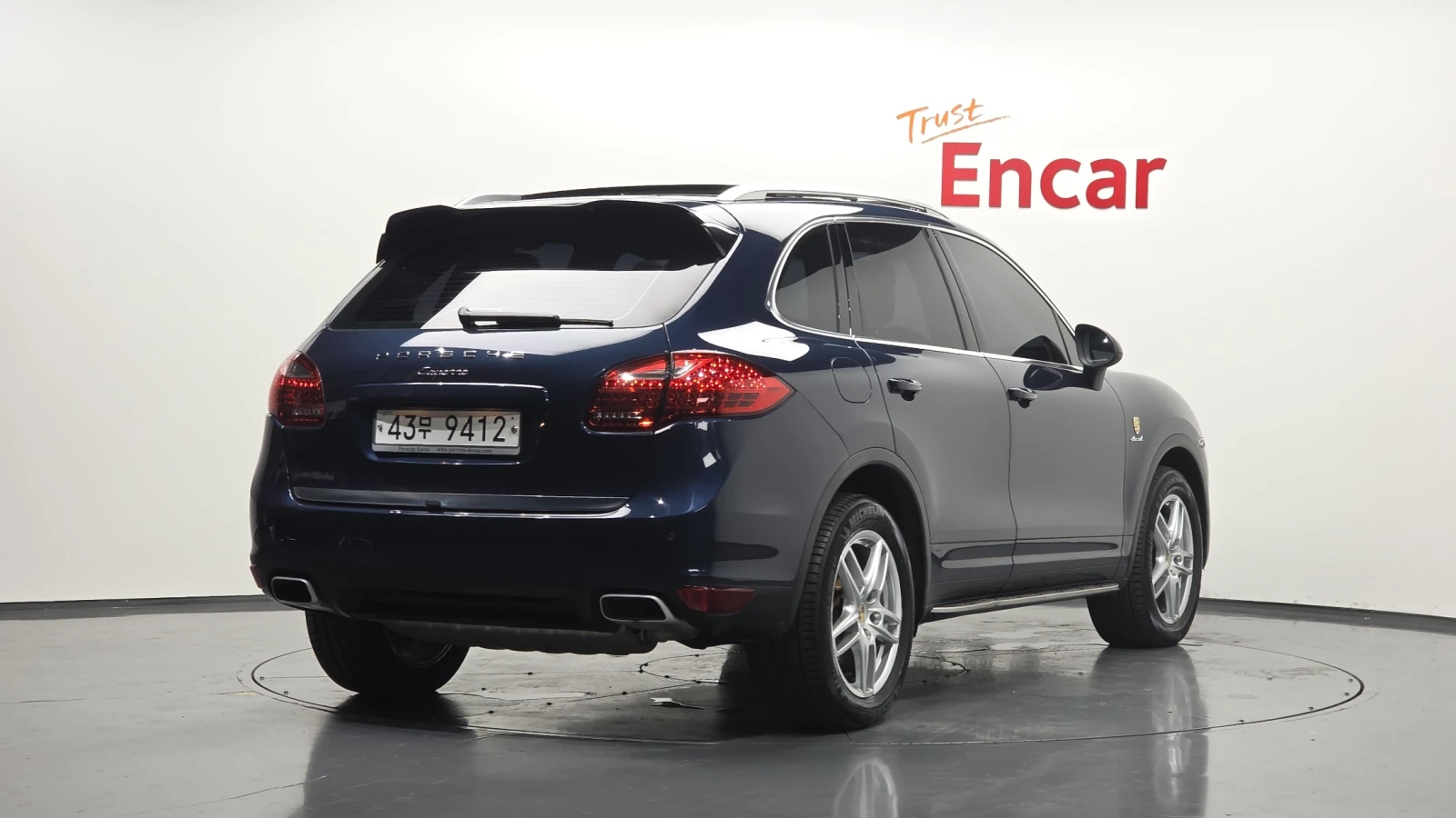 Porsche Cayenne Diesel* ЕЛ. БАГАЖНИК* ЛЮК* КРАЙНА ЦЕНА, снимка 2 - Автомобили и джипове - 55496237