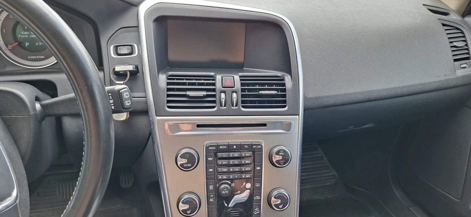 Volvo XC60 2.4d.163кс., снимка 12 - Автомобили и джипове - 56336477
