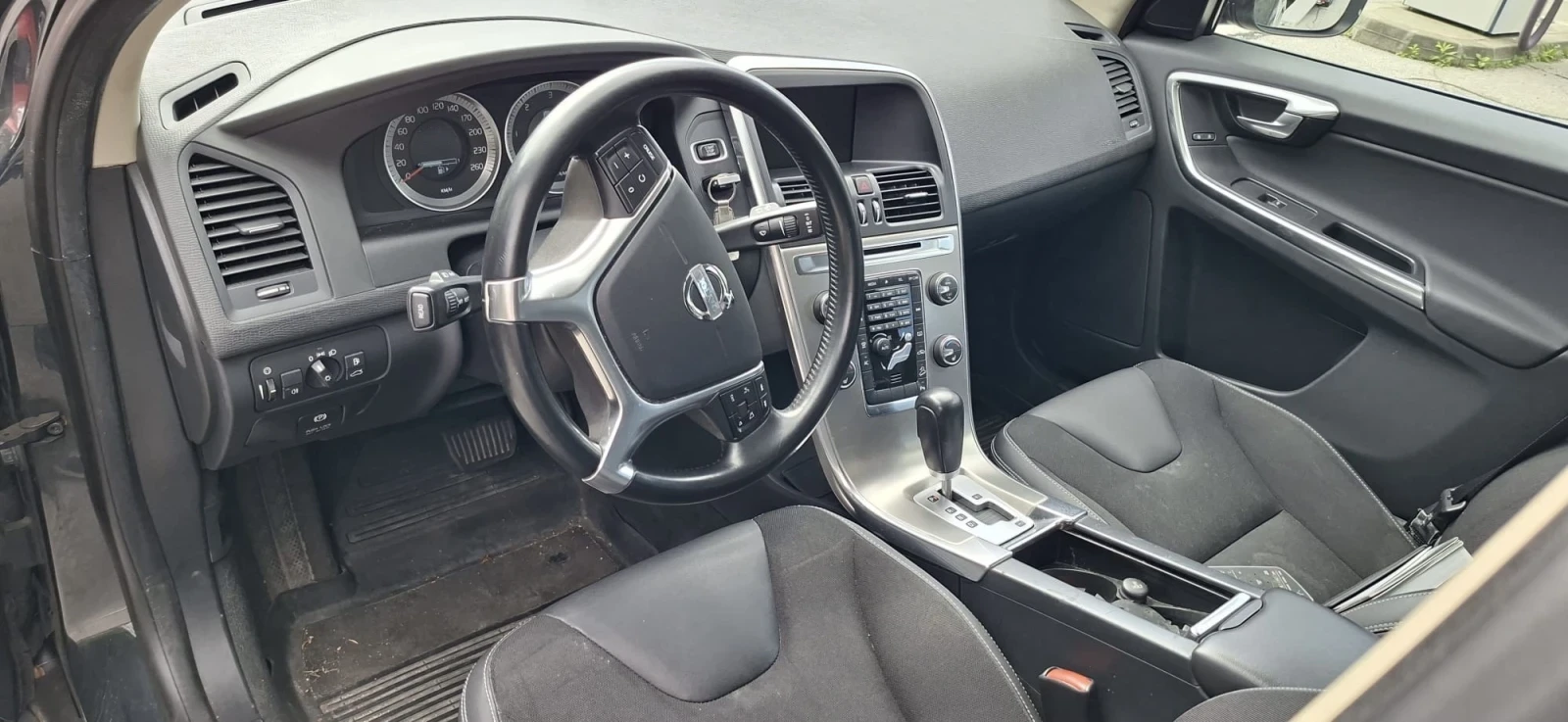 Volvo XC60 2.4d.163кс., снимка 9 - Автомобили и джипове - 56336477