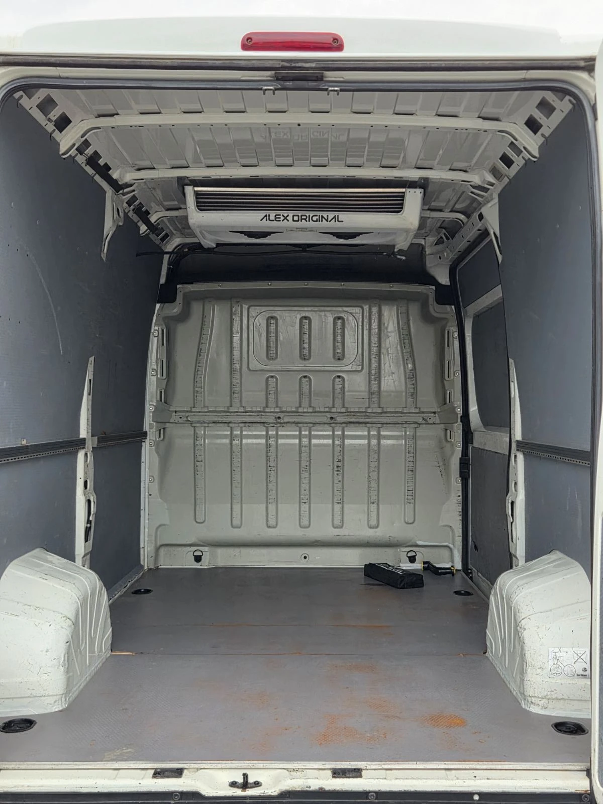 Peugeot Boxer 2.2HDI/ОХЛАЖДАЩ АГРЕГАТ, снимка 12 - Бусове и автобуси - 54041660