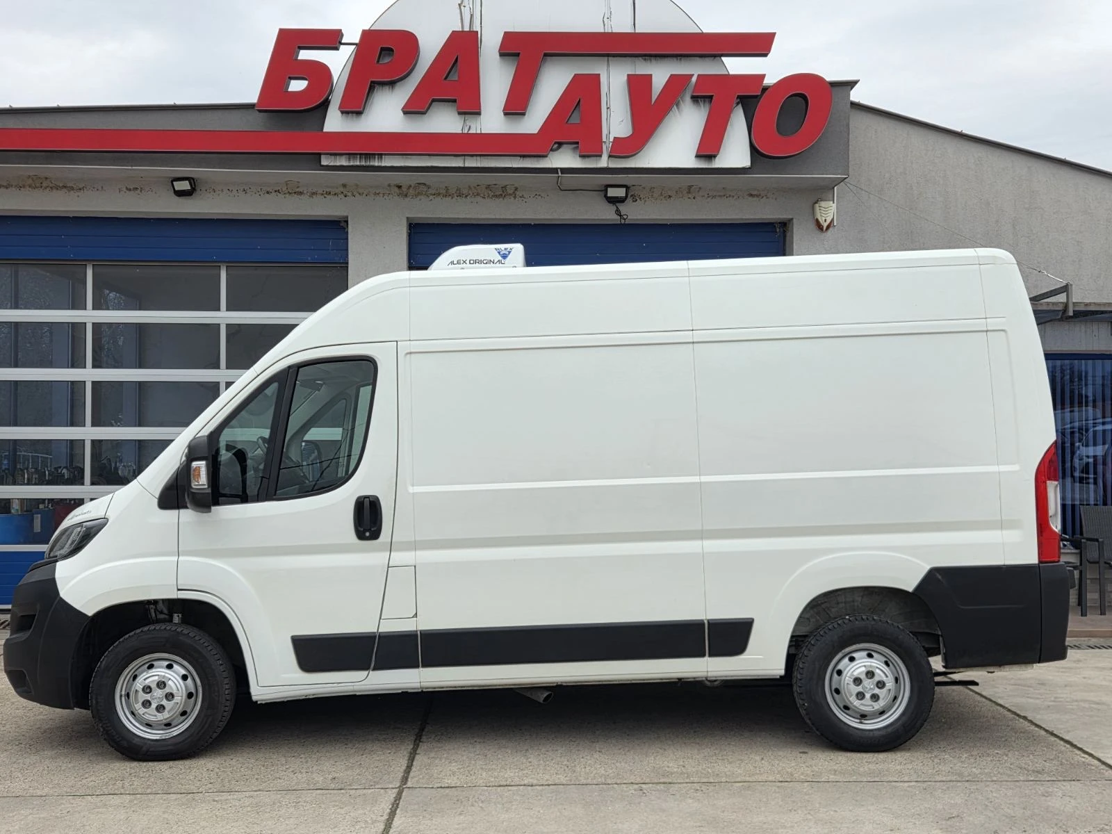 Peugeot Boxer 2.2HDI/ОХЛАЖДАЩ АГРЕГАТ, снимка 6 - Бусове и автобуси - 54041660