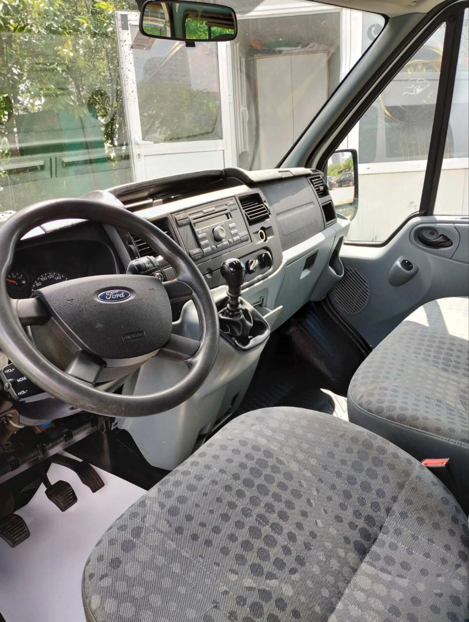 Ford Transit 2.2 TDCI 8 + 1, снимка 12 - Бусове и автобуси - 54700967