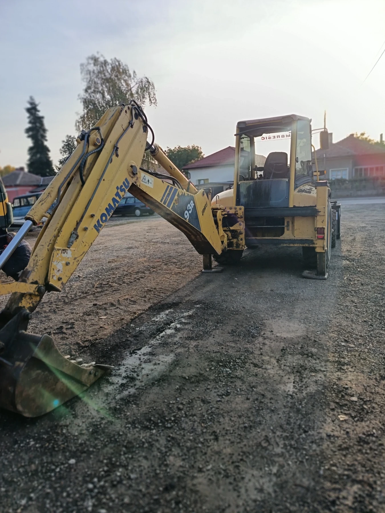 Багер Komatsu 93R, снимка 5 - Индустриална техника - 56408050