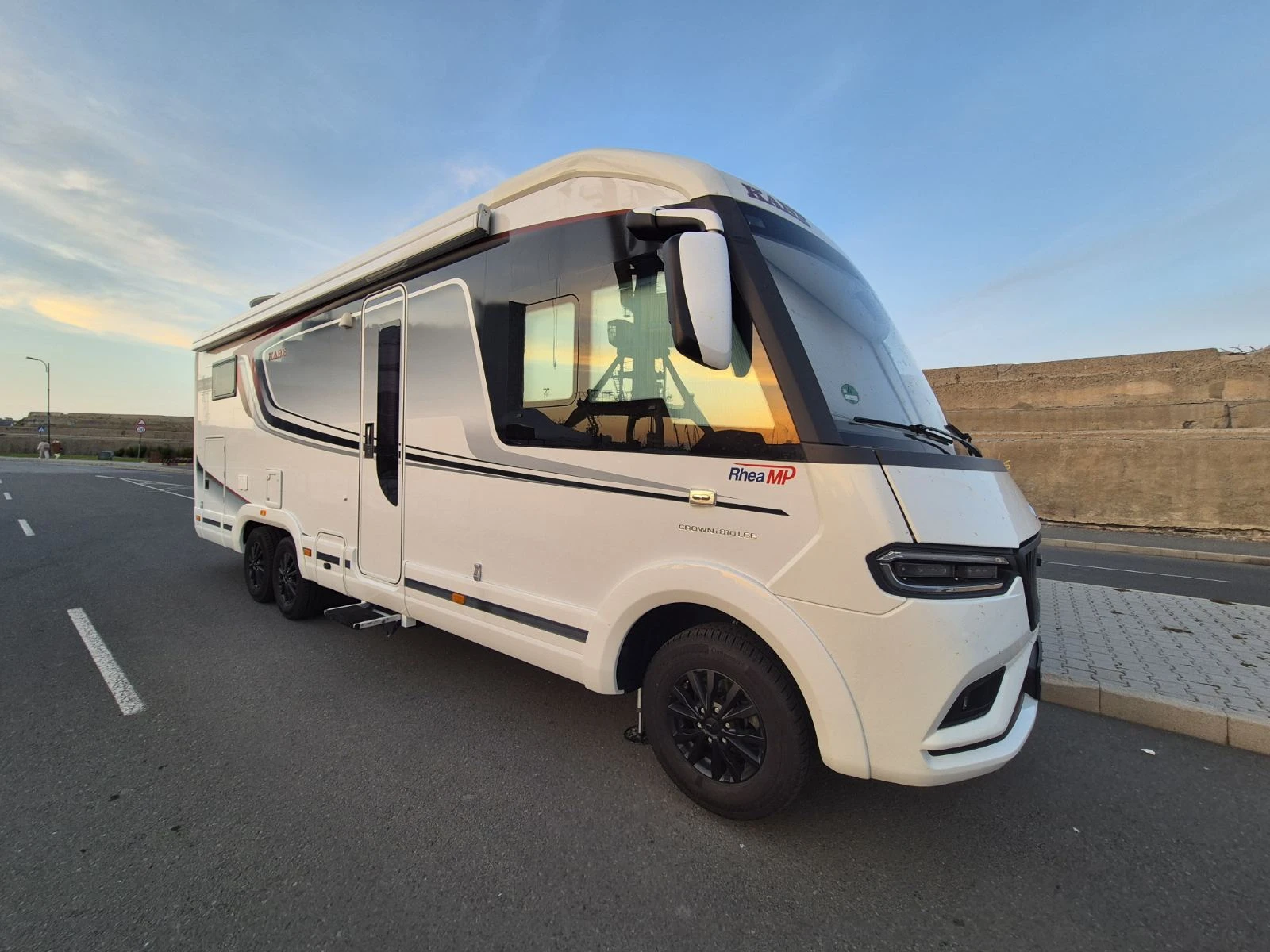  KABE 810LGB Travel Master  | Mobile.bg   1