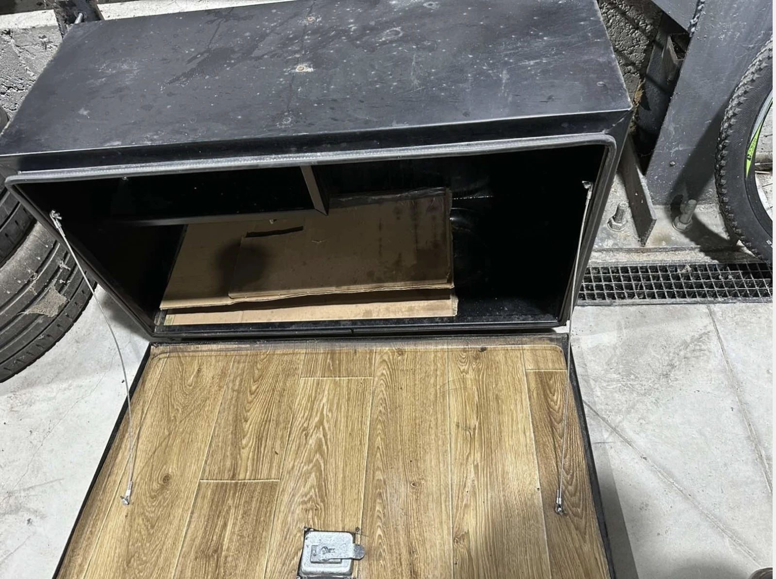 ������ �� ����������� + ������ �� Schmitz | Mobile.bg � ����������� 2