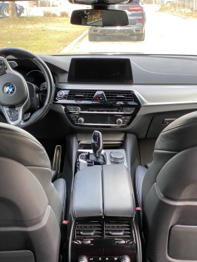 BMW 530 xDrive M Sport Touring, панорамен покрив, гаранция, снимка 8