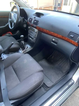 Toyota Avensis 1.8 (129 hp) | Mobile.bg    13