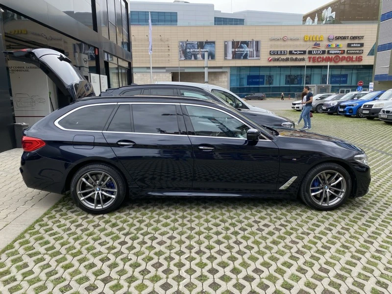 BMW 530 M Sport xDrive, Head-Up, панорама, DisplayKey, 360, снимка 6 - Автомобили и джипове - 47561800