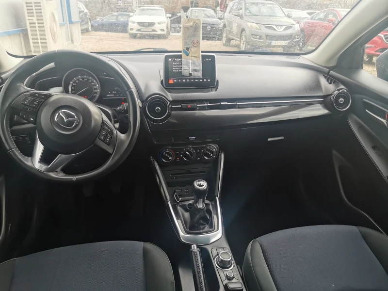 Mazda 2 1.5 SkyactivG , снимка 10 - Автомобили и джипове - 47614008