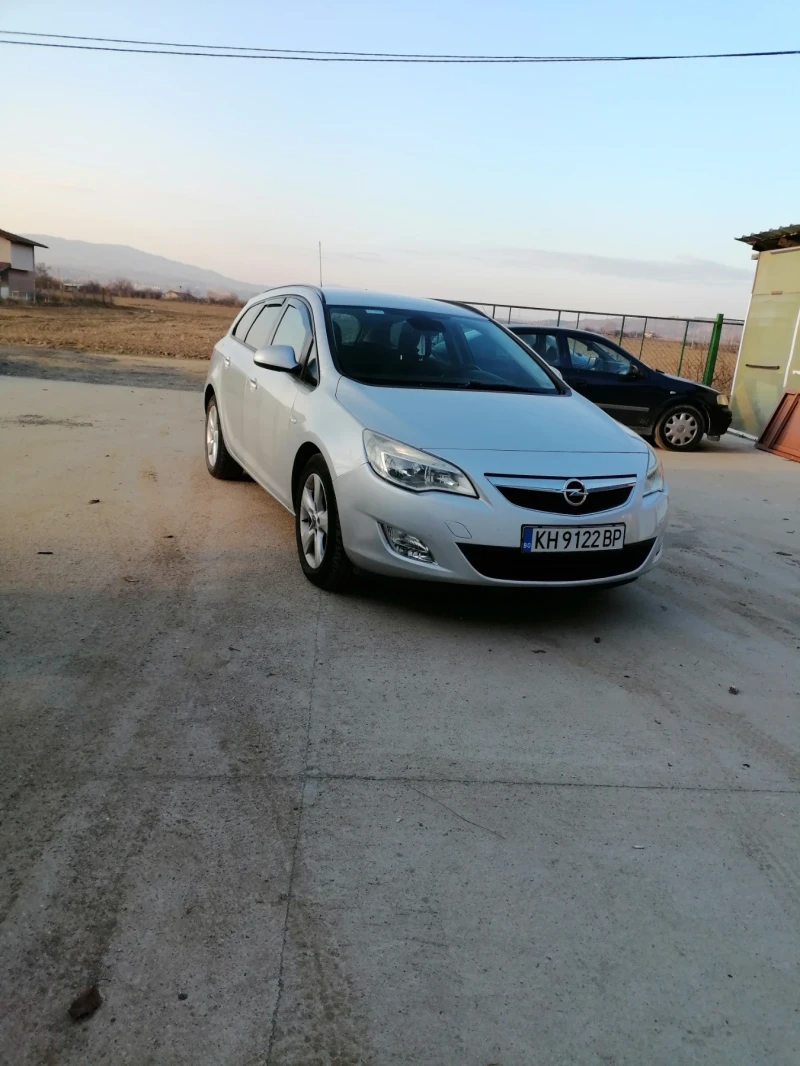 Opel Astra, снимка 5 - Автомобили и джипове - 48610624