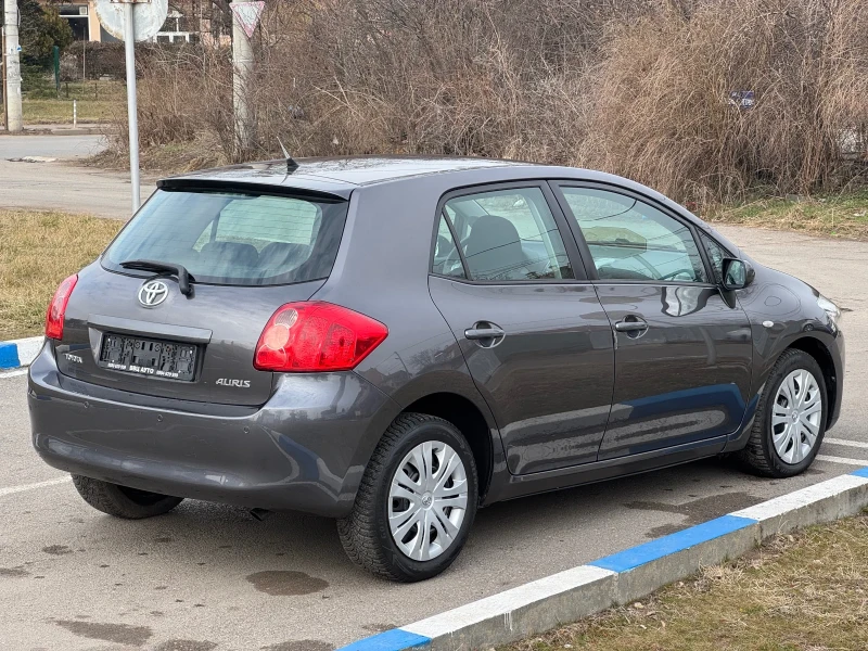 Toyota Auris 1.6Бензин , снимка 5 - Автомобили и джипове - 49123283