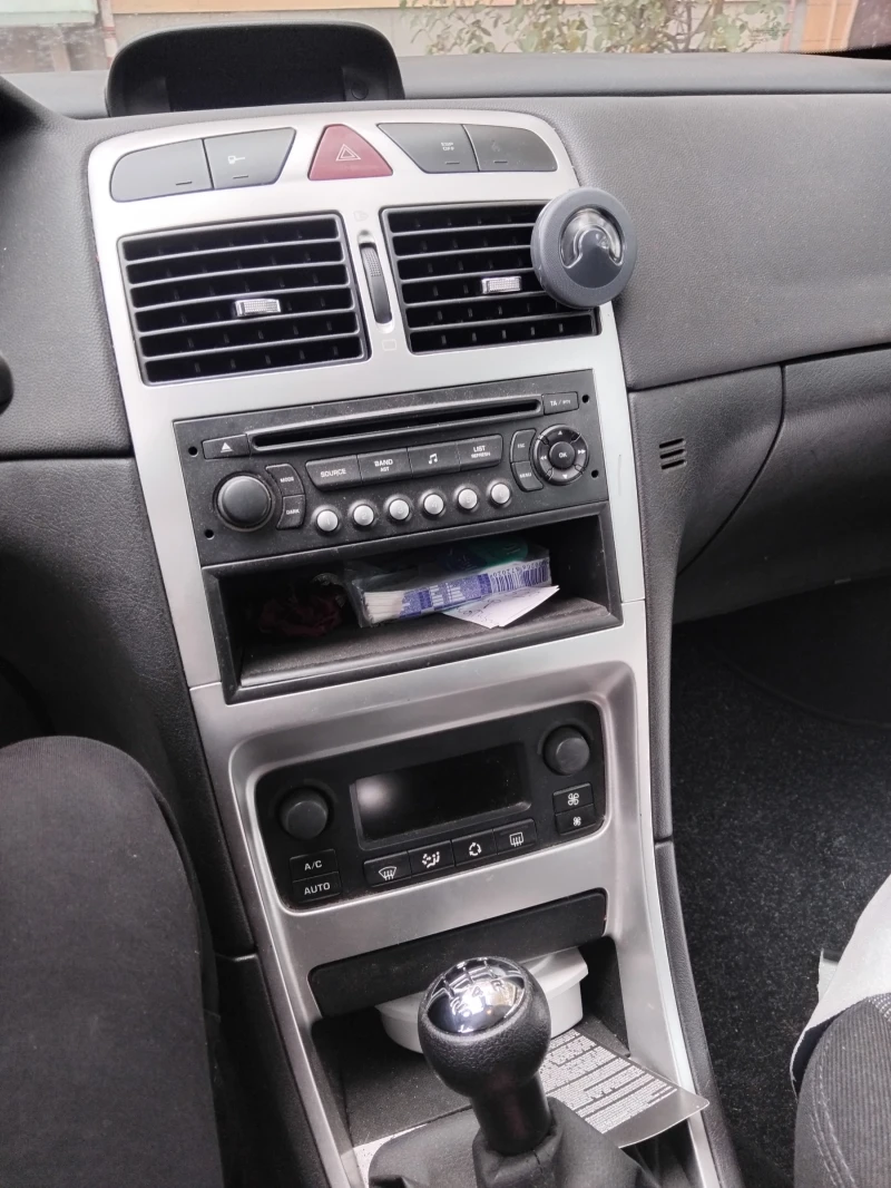 Peugeot 307 Комби, снимка 13 - Автомобили и джипове - 49697614