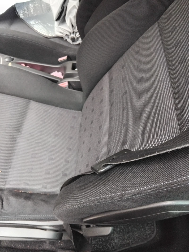 Peugeot 307 Комби, снимка 7 - Автомобили и джипове - 49697614