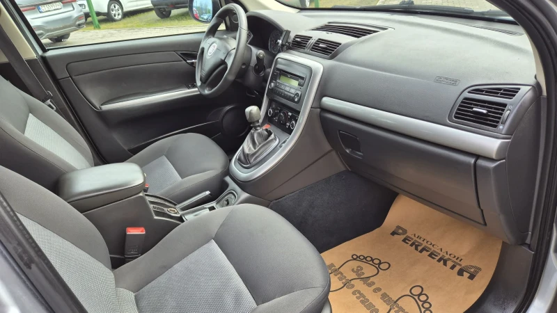 Fiat Croma 1.8 бензин 140к.с., снимка 14 - Автомобили и джипове - 49748702