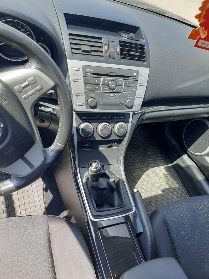 Mazda 6 2.0D, снимка 6 - Автомобили и джипове - 50023117