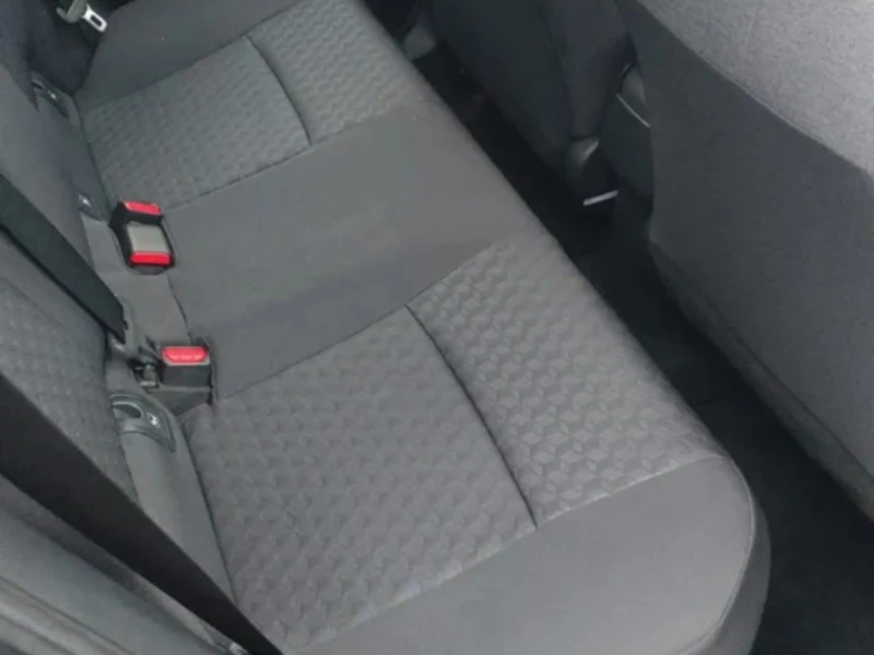 Toyota Yaris Business Edition, снимка 6 - Автомобили и джипове - 52726561