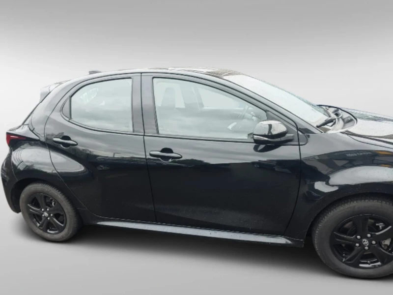 Toyota Yaris Business Edition, снимка 4 - Автомобили и джипове - 52726561