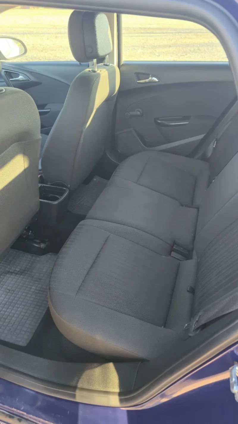 Opel Astra Sports Tourer, снимка 8 - Автомобили и джипове - 52738641