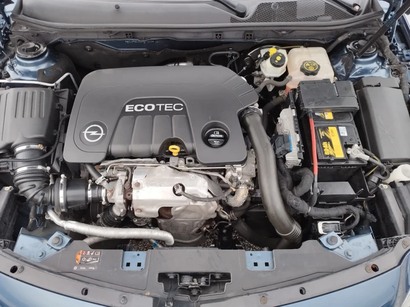 Opel Insignia 1.6TDCI 136кс.АВТОМАТ, снимка 16 - Автомобили и джипове - 53065317