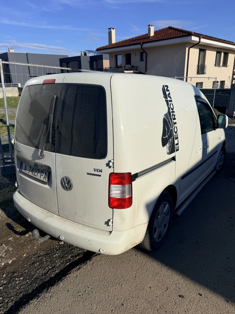 VW Caddy 1.9 TDI, снимка 3 - Автомобили и джипове - 53115777