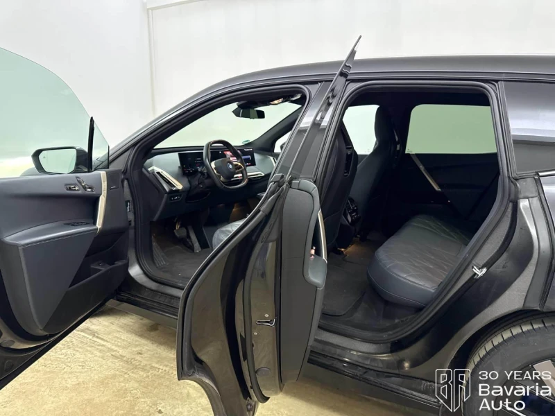 BMW iX 40 xDrive Sport Automatic, снимка 5 - Автомобили и джипове - 53517370