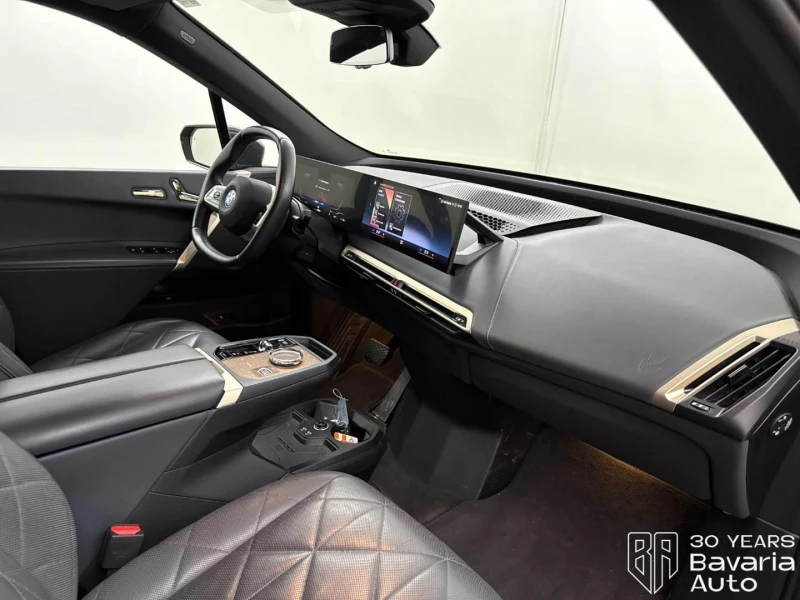 BMW iX 40 xDrive Sport Automatic, снимка 7 - Автомобили и джипове - 53517370