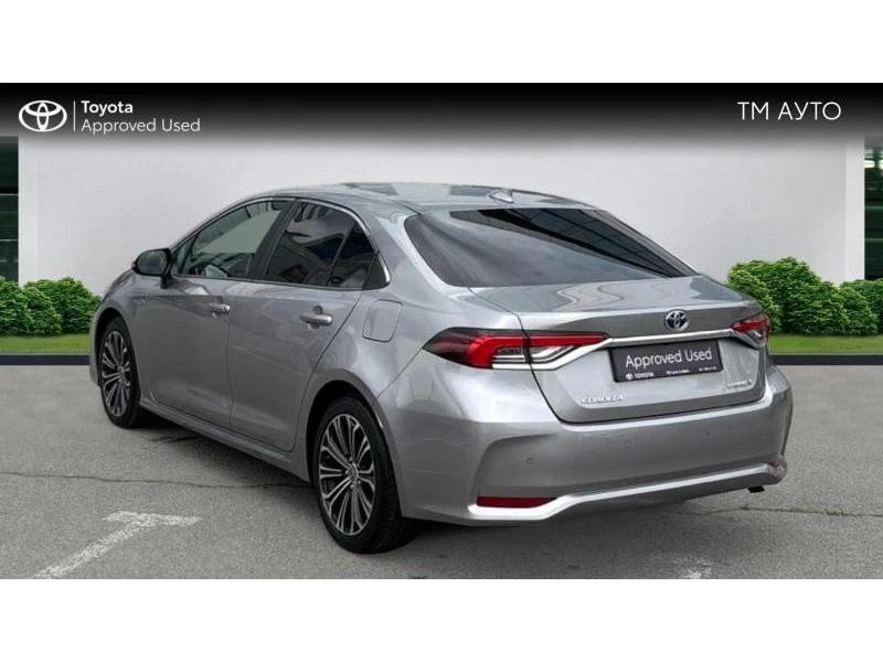 Toyota Corolla SDN 1.8HSD EXECUTIVE, снимка 2 - Автомобили и джипове - 54462351