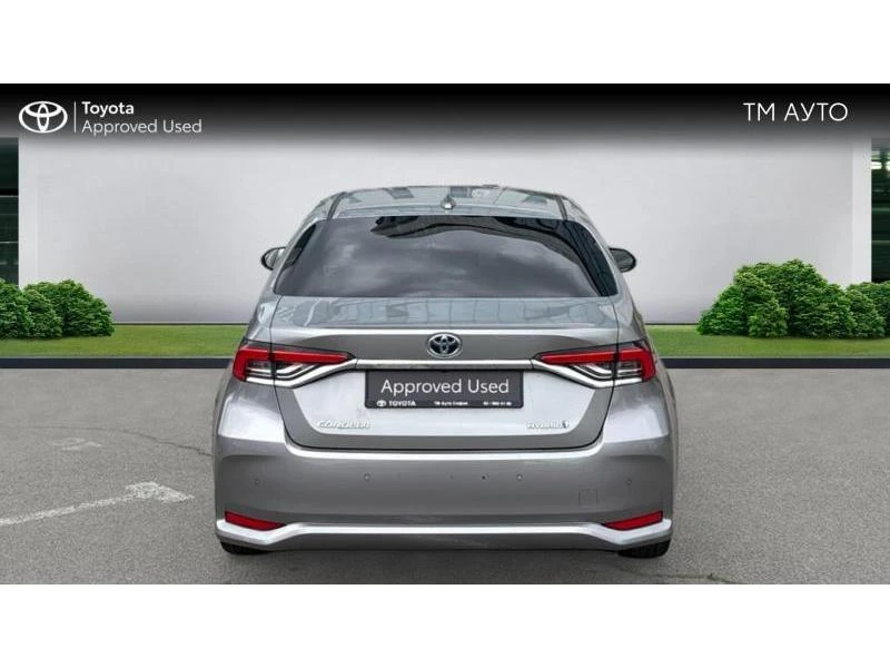 Toyota Corolla SDN 1.8HSD EXECUTIVE, снимка 4 - Автомобили и джипове - 54462351