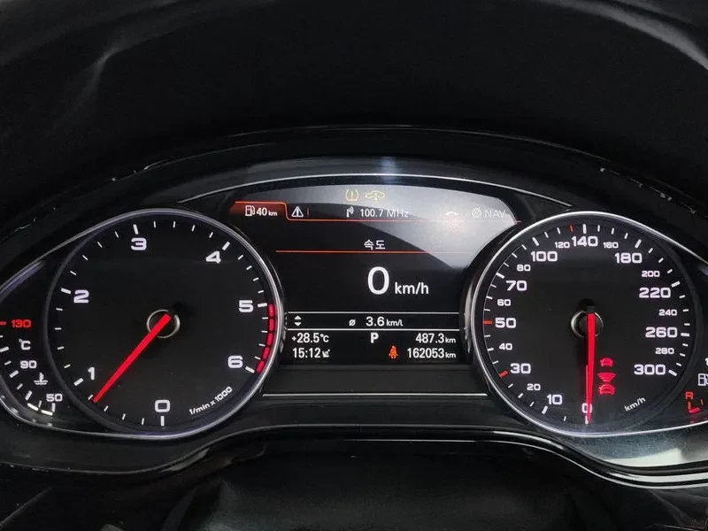 Audi A8 3.0 TDI Quattro, снимка 8 - Автомобили и джипове - 55096384
