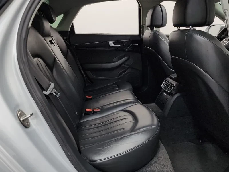 Audi A8 3.0 TDI Quattro, снимка 11 - Автомобили и джипове - 55096384