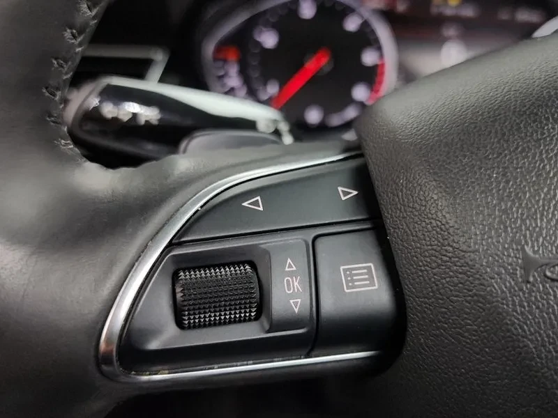 Audi A8 3.0 TDI Quattro, снимка 15 - Автомобили и джипове - 55096384