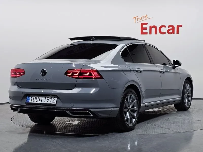 VW Passat 2.0 Tdi Prestige - САМО 30% АВАНС, снимка 2 - Автомобили и джипове - 55483452