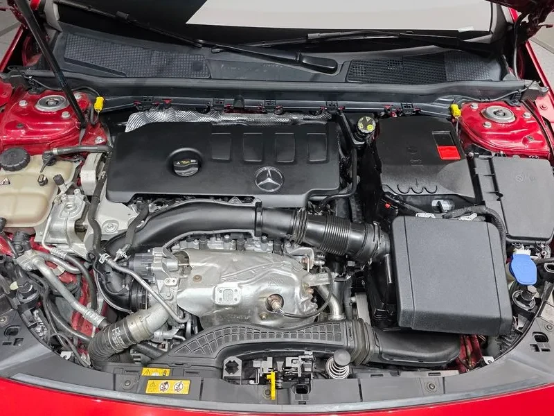 Mercedes-Benz CLA 250 4MATIC, снимка 6 - Автомобили и джипове - 55924988