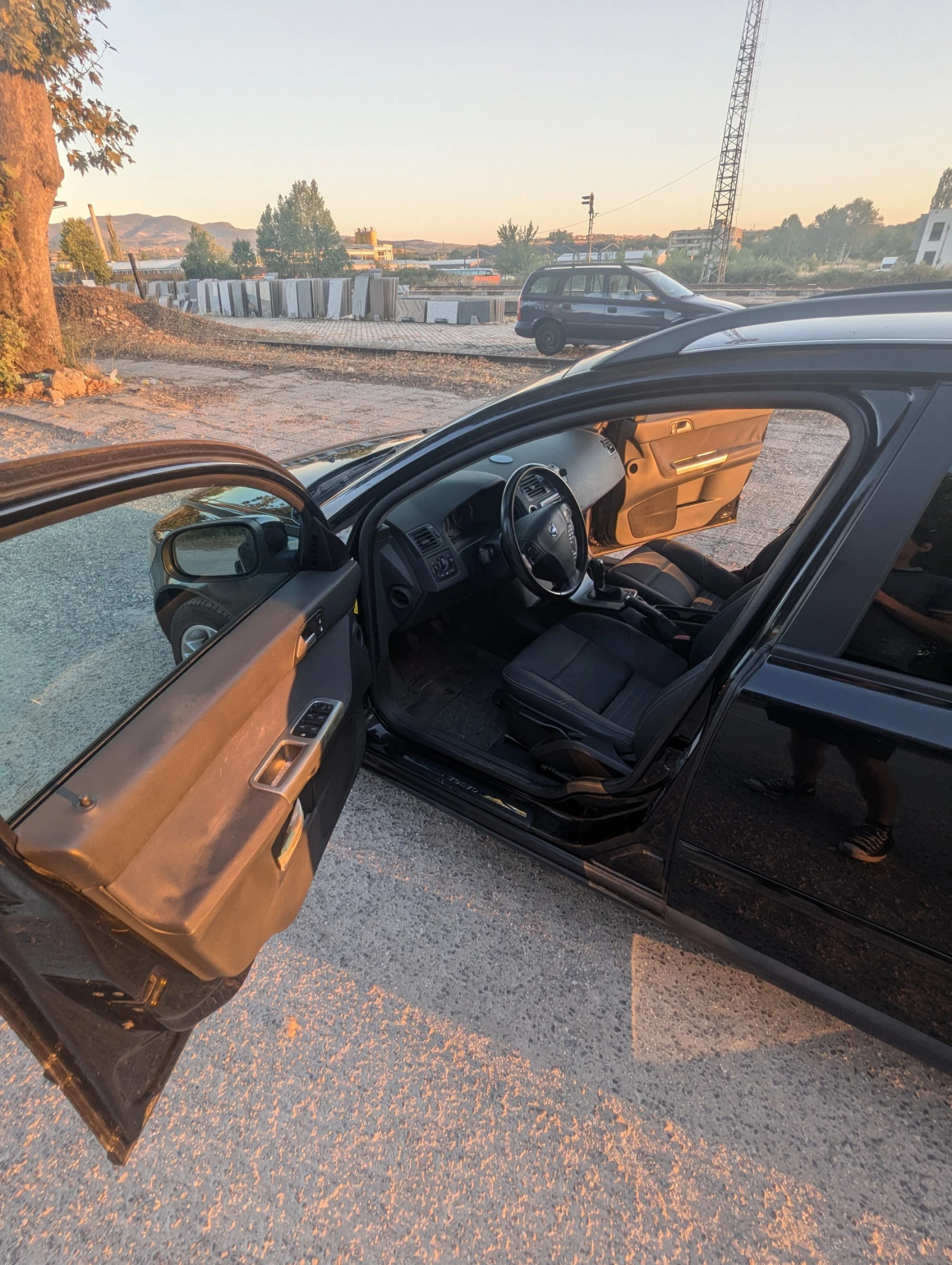 Volvo V50 2.0i - изображение 8