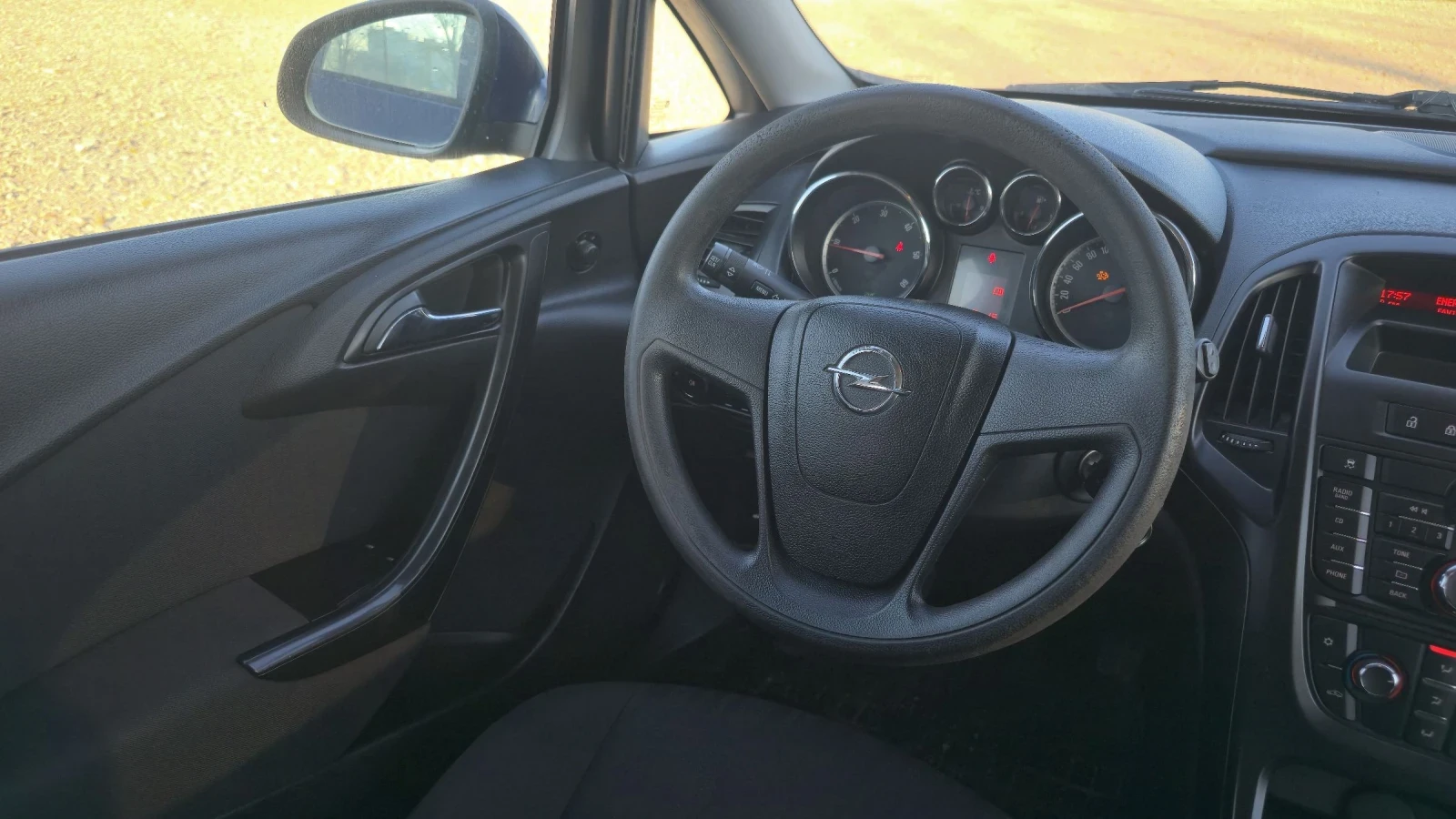 Opel Astra Sports Tourer | Mobile.bg   6