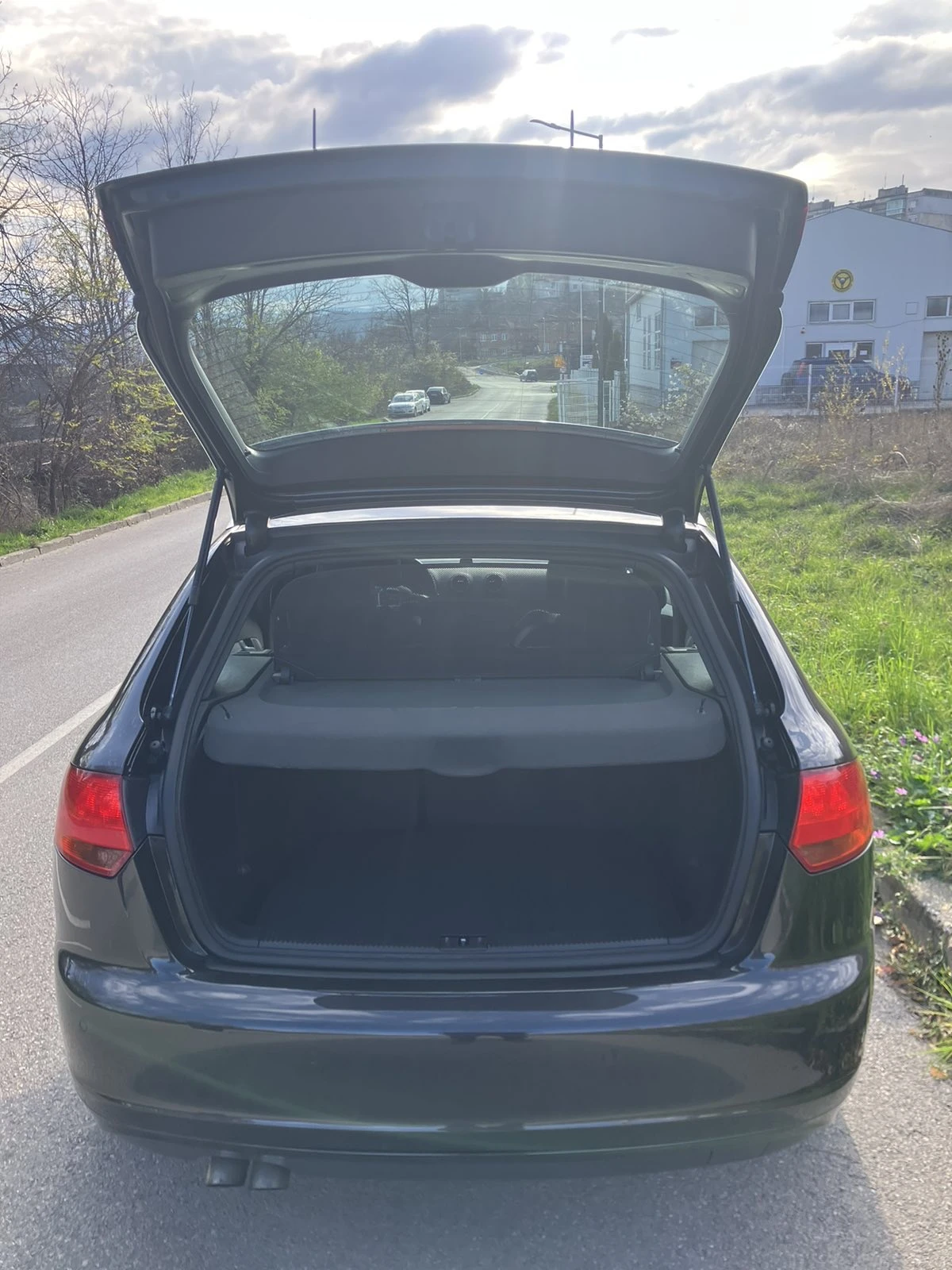 Audi A3 SPORTBACK S-LINE 2.0 - изображение 9