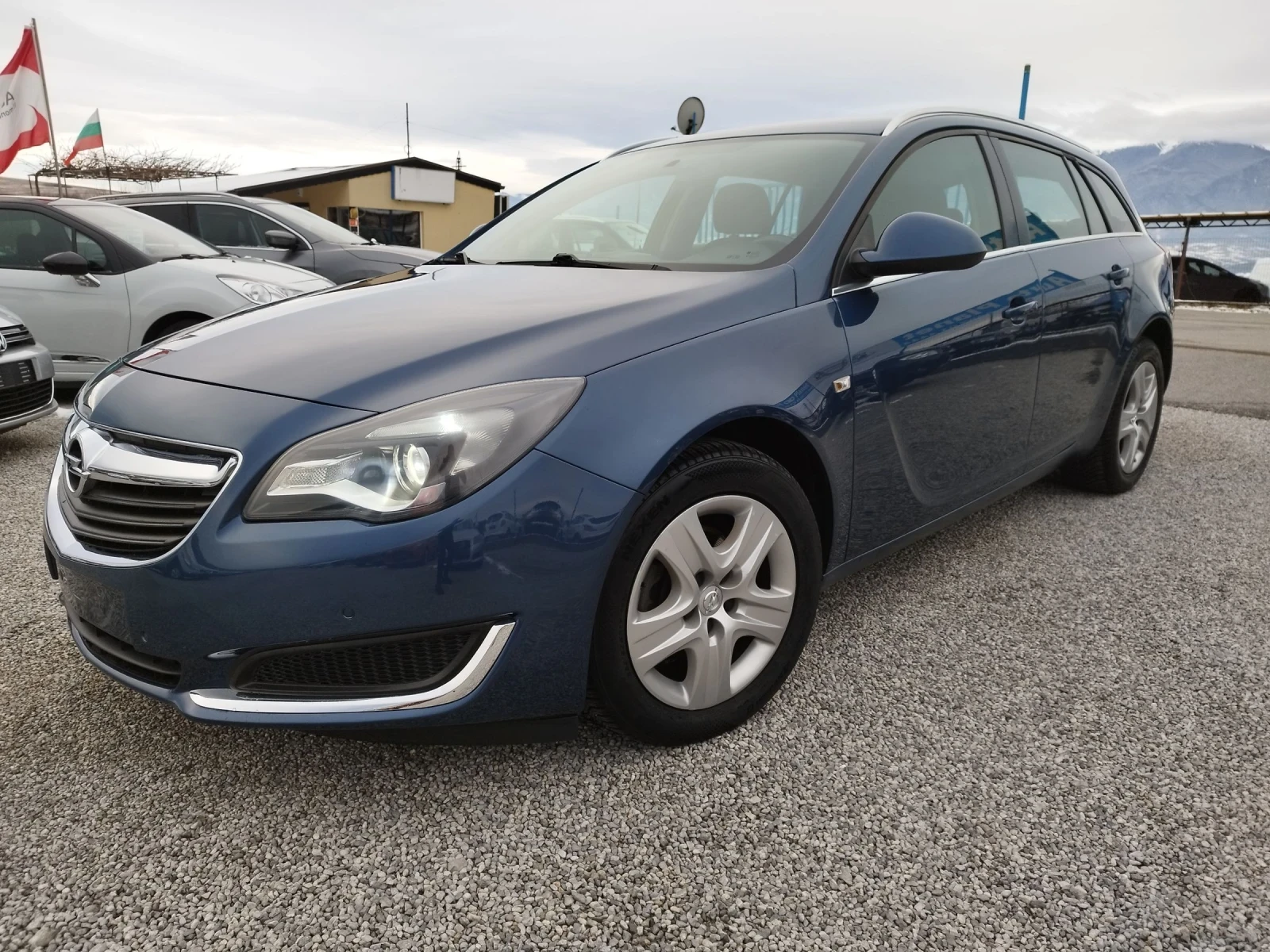 Opel Insignia 1.6TDCI 136��.������� | Mobile.bg � ����������� 1