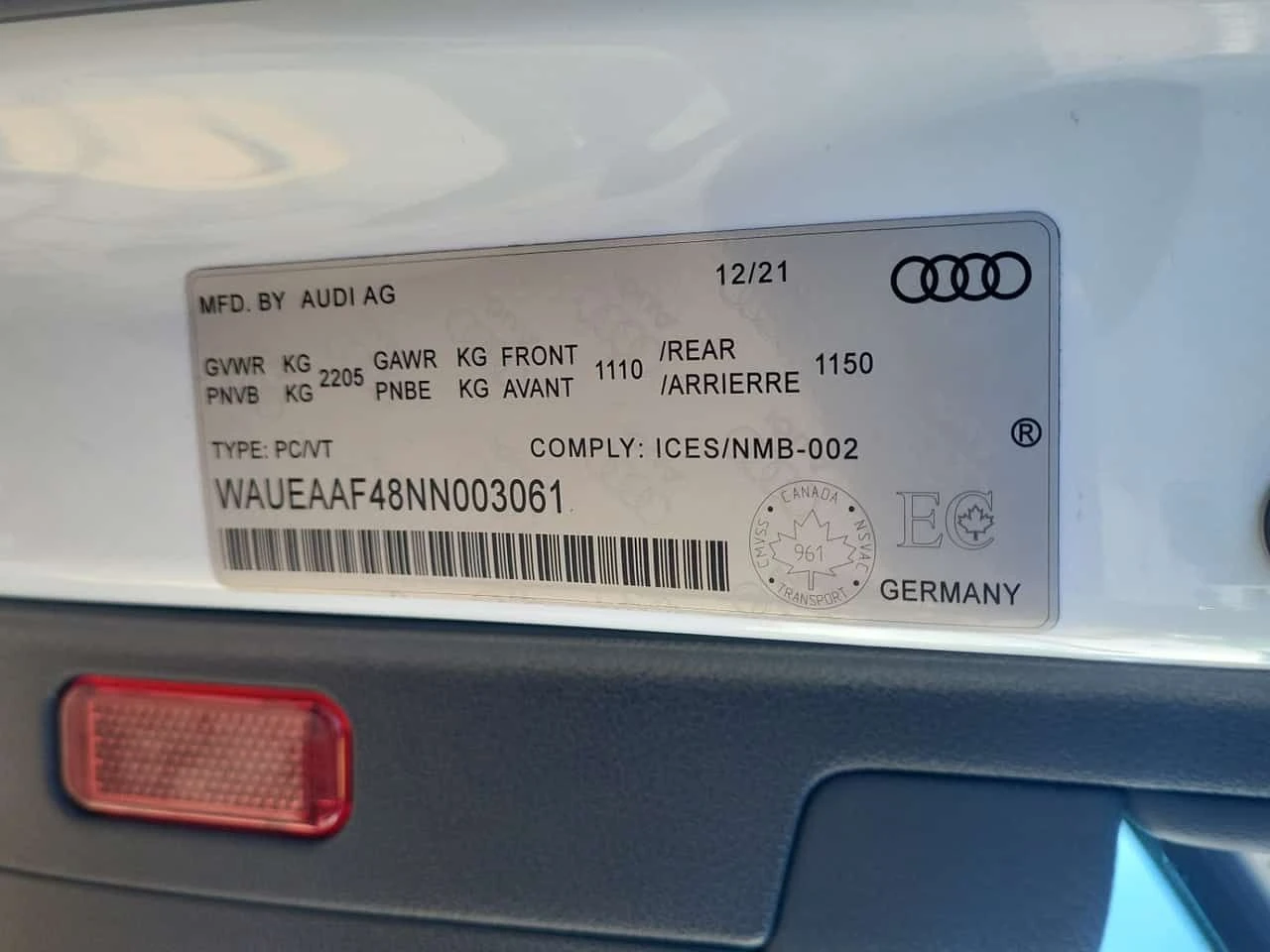 Audi A4 PROGRESSIV| PANORAMA| ПОДГРЕВИ| CARFAX| , снимка 16 - Автомобили и джипове - 54005011