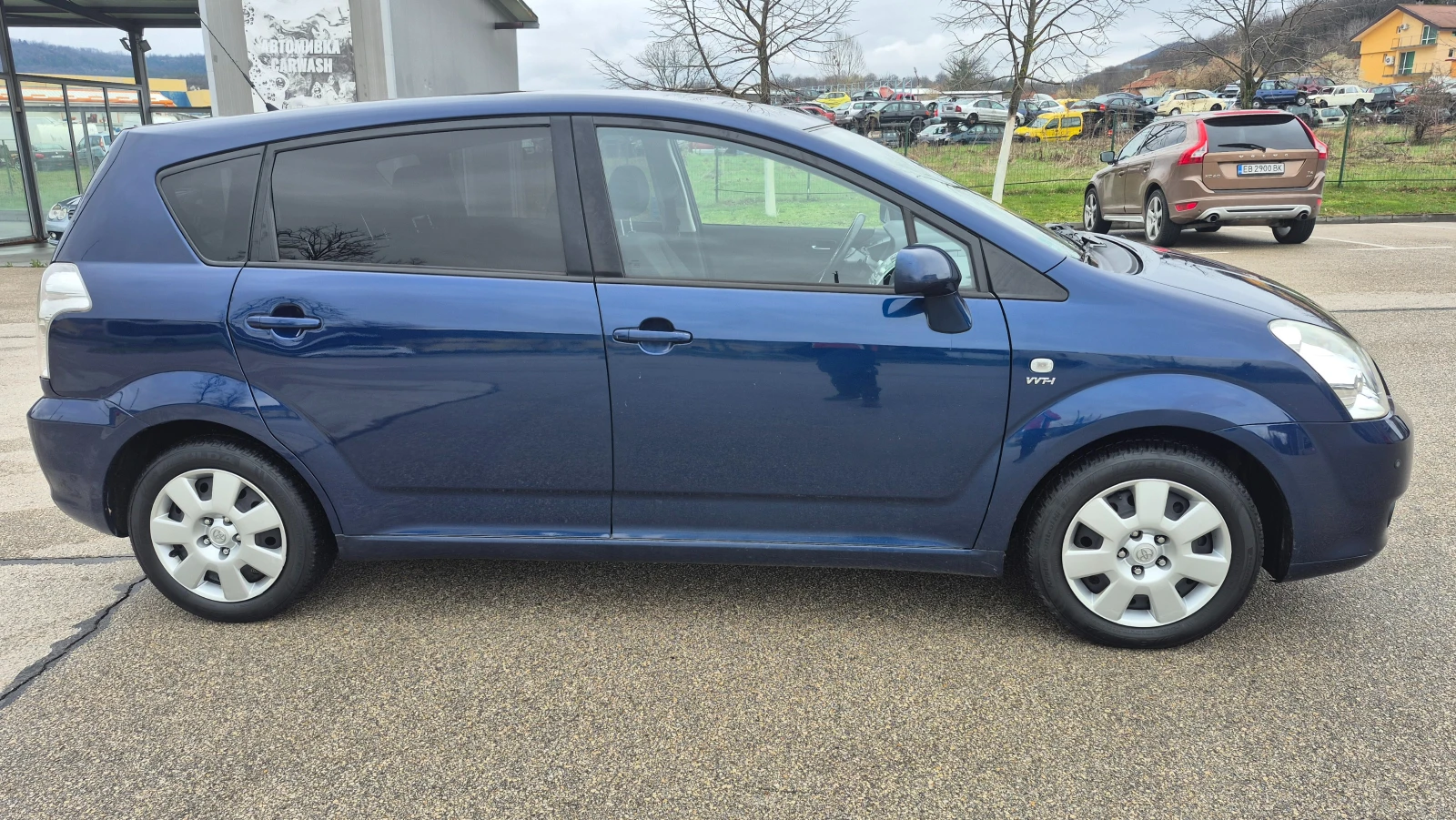 Toyota Corolla verso 1.8VVT-I 7 местна Германия, снимка 4 - Автомобили и джипове - 54032449