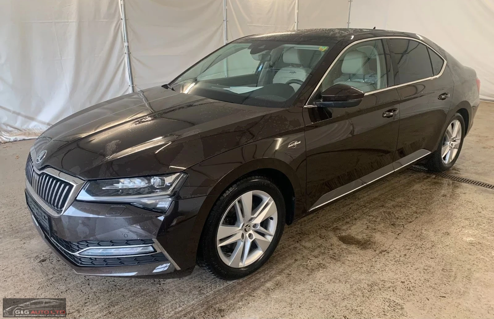 Skoda Superb 2.0TDI/200HP/Lim./L&K/4X4/PANO/360/MEMO/174q